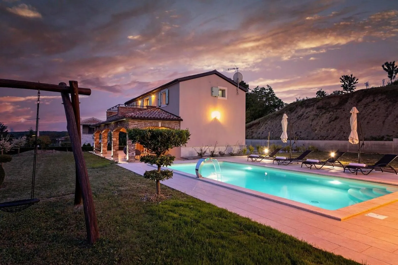 Villa Vista Visinada contacts